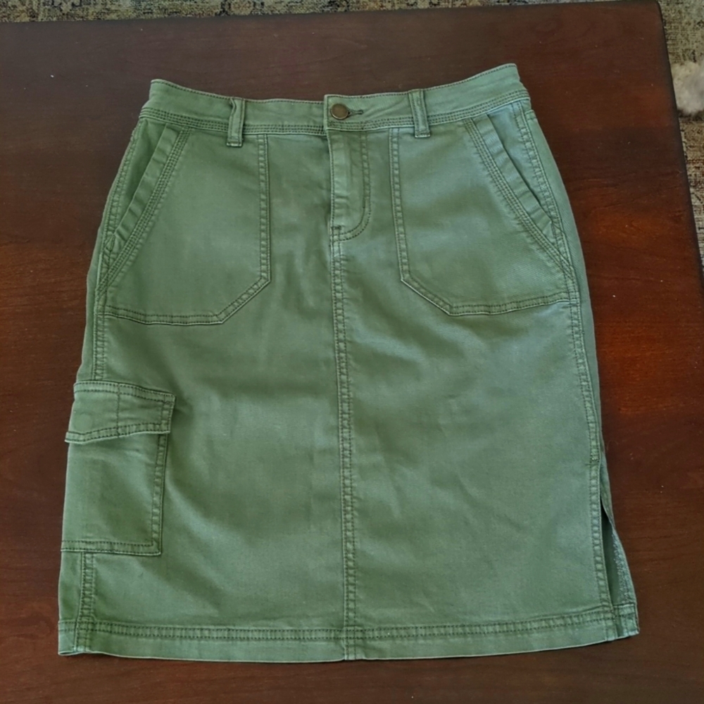 Caslon Twill Cargo Skirt Green military skirt size 2P
